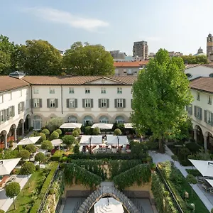 Hotell Four Seasons