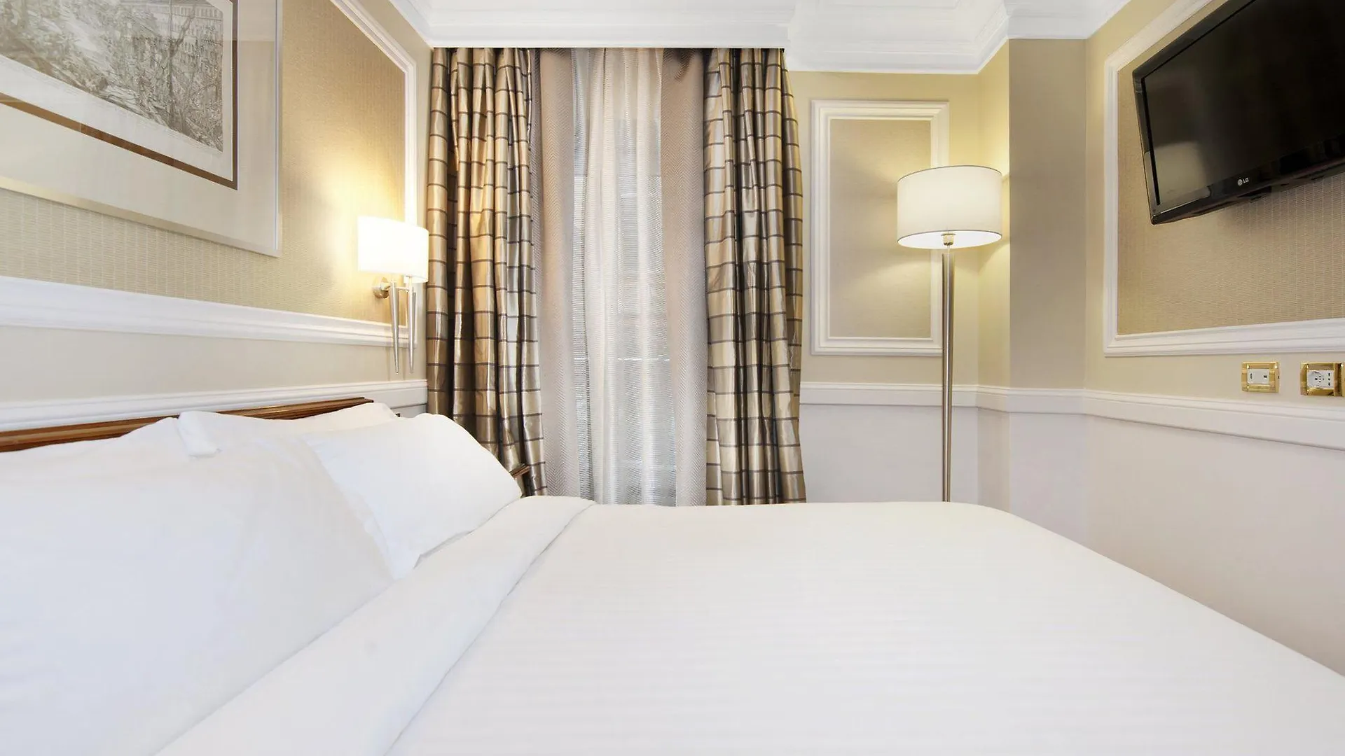 Rome Marriott Grand Hotel Flora 4*,  Italy